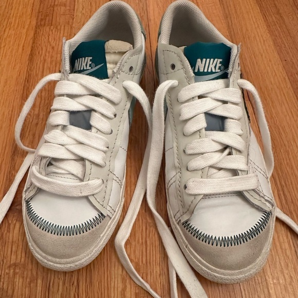 Nike Blazer Low 77 Jumbo Sneakers Shoes Size 10 - Picture 8 of 10
